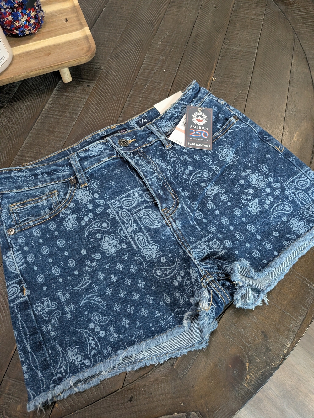 Flag & Anthem Paisley Print High Rise Shorts – Women's Size 28 🇺🇸